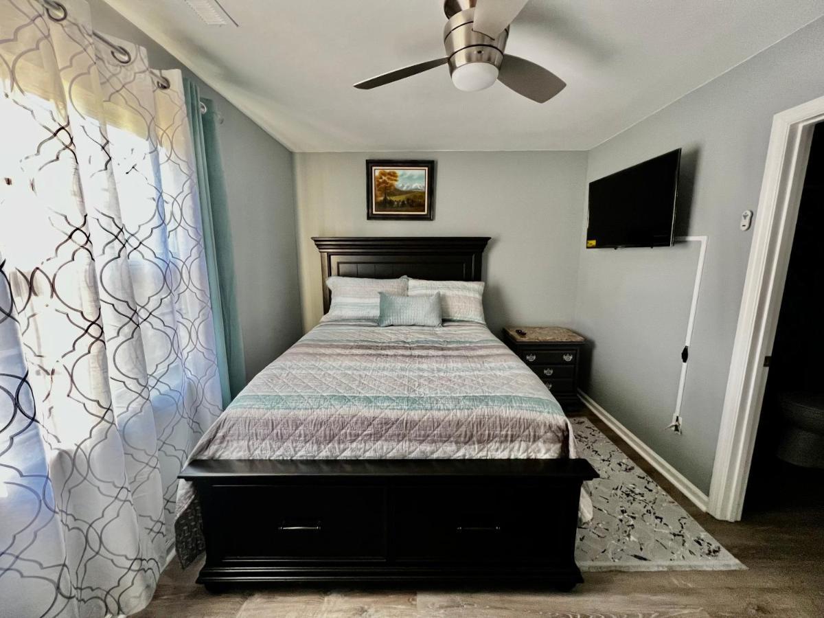 Luxury Townhome Jacksonville, Nc Экстерьер фото