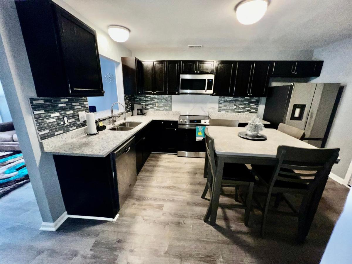 Luxury Townhome Jacksonville, Nc Экстерьер фото