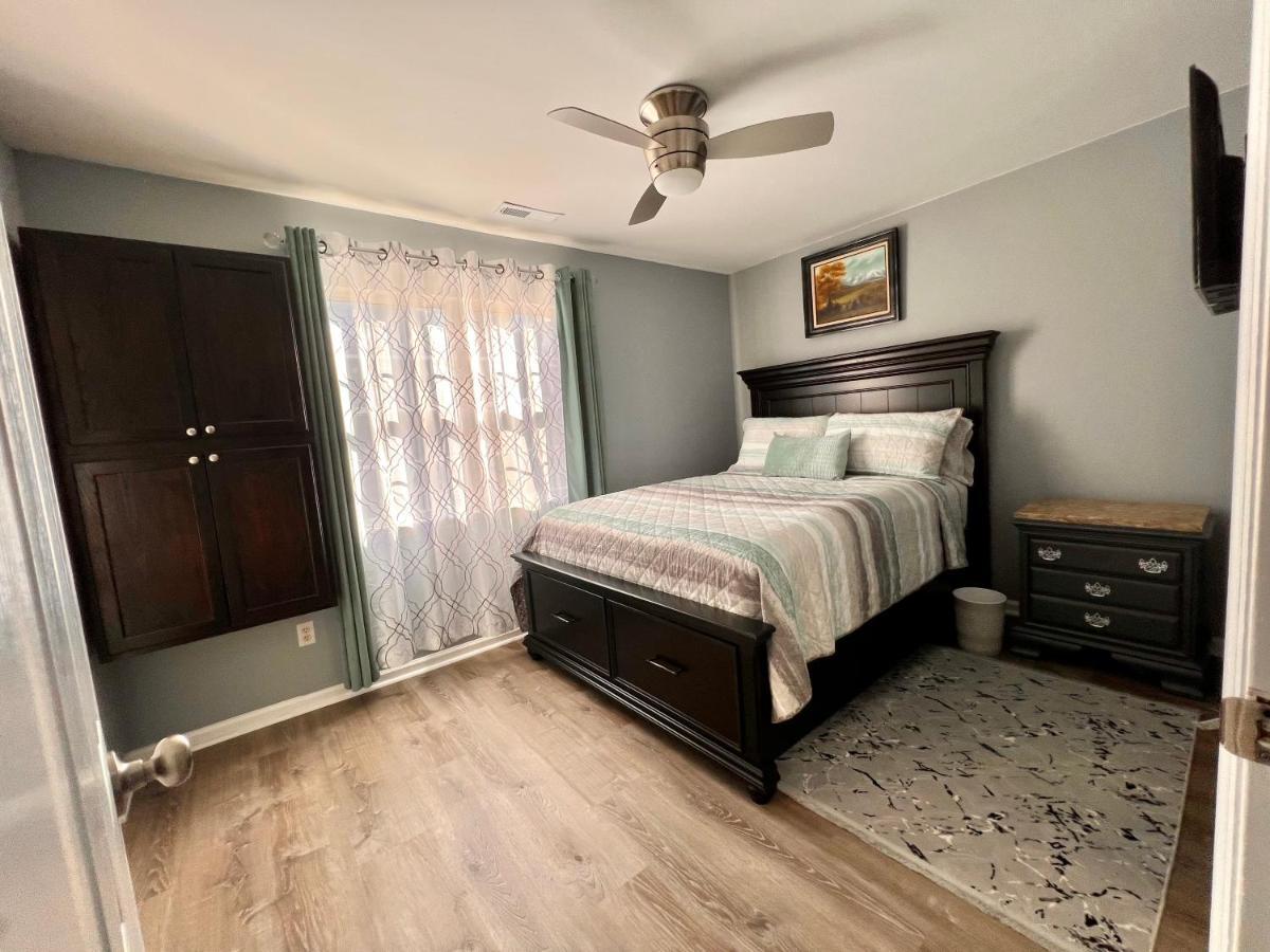 Luxury Townhome Jacksonville, Nc Экстерьер фото