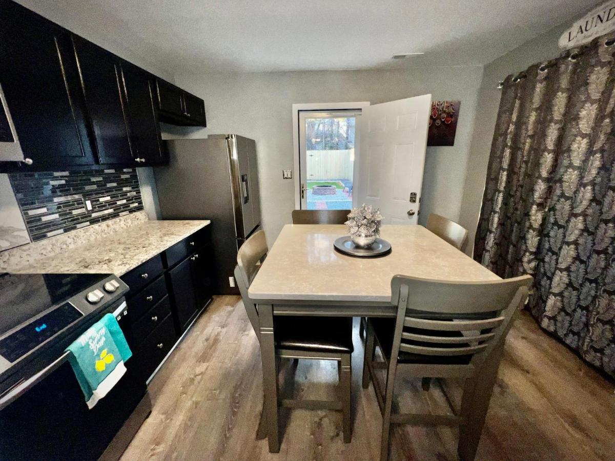 Luxury Townhome Jacksonville, Nc Экстерьер фото