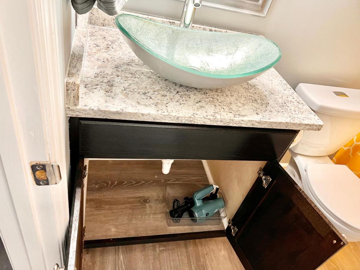 Luxury Townhome Jacksonville, Nc Экстерьер фото