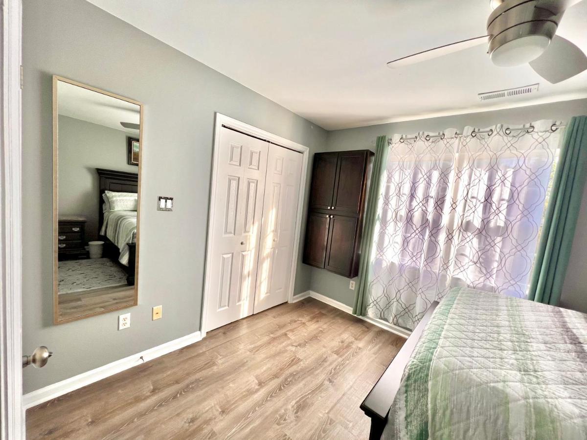 Luxury Townhome Jacksonville, Nc Экстерьер фото