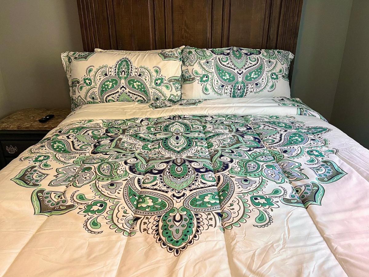 Luxury Townhome Jacksonville, Nc Экстерьер фото