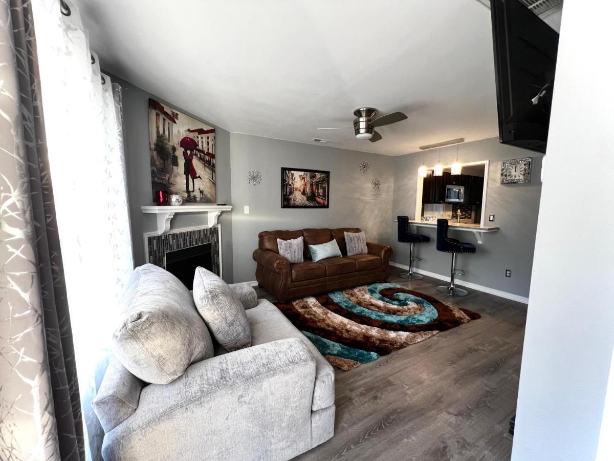 Luxury Townhome Jacksonville, Nc Экстерьер фото