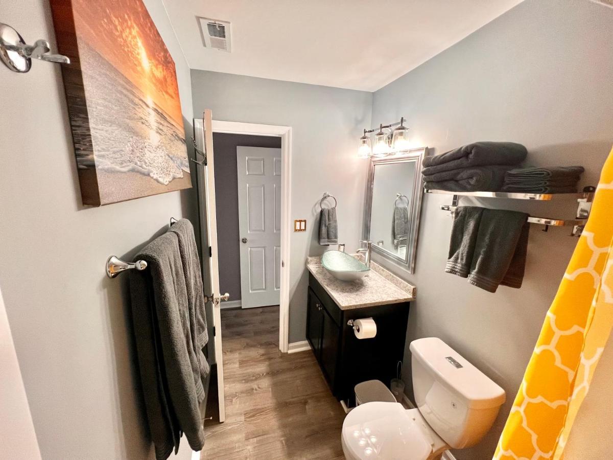Luxury Townhome Jacksonville, Nc Экстерьер фото